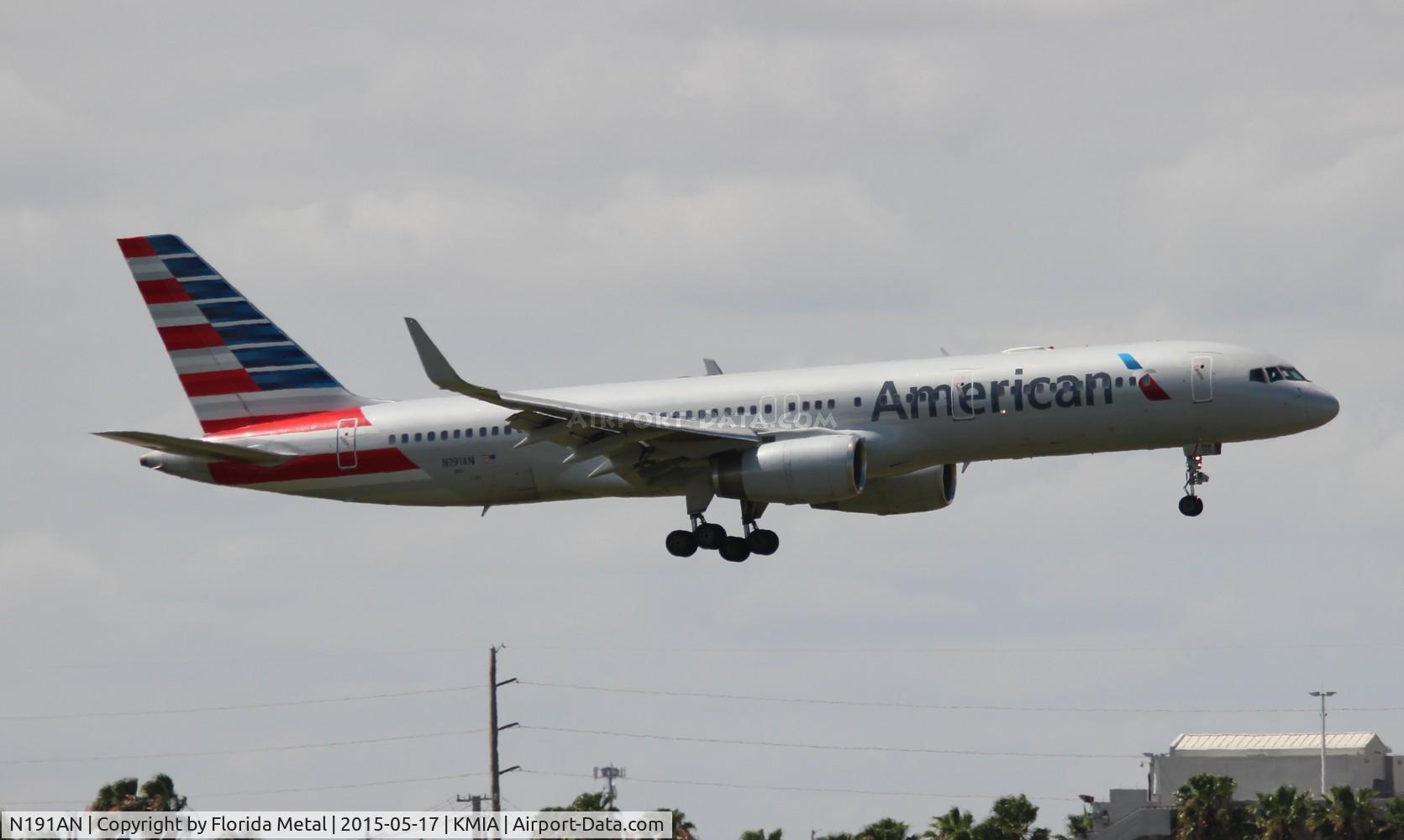 N191AN, 2001 Boeing 757-223 C/N 32385, MIA 2015