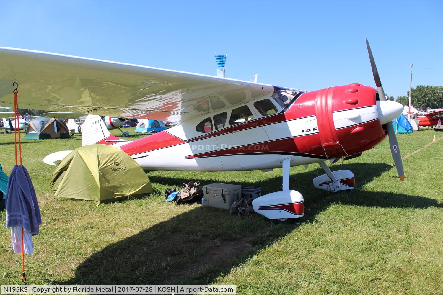 N195KS, 1950 Cessna 195A C/N 7582, OSH 2017