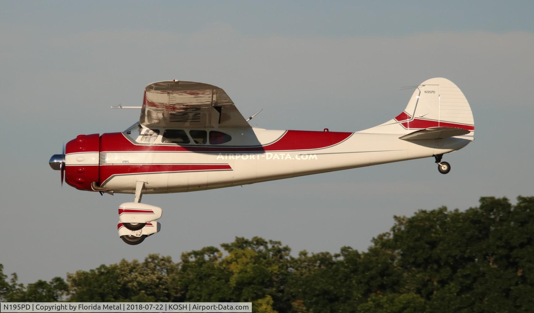 N195PD, 1950 Cessna 195 C/N 7460, OSH 2018