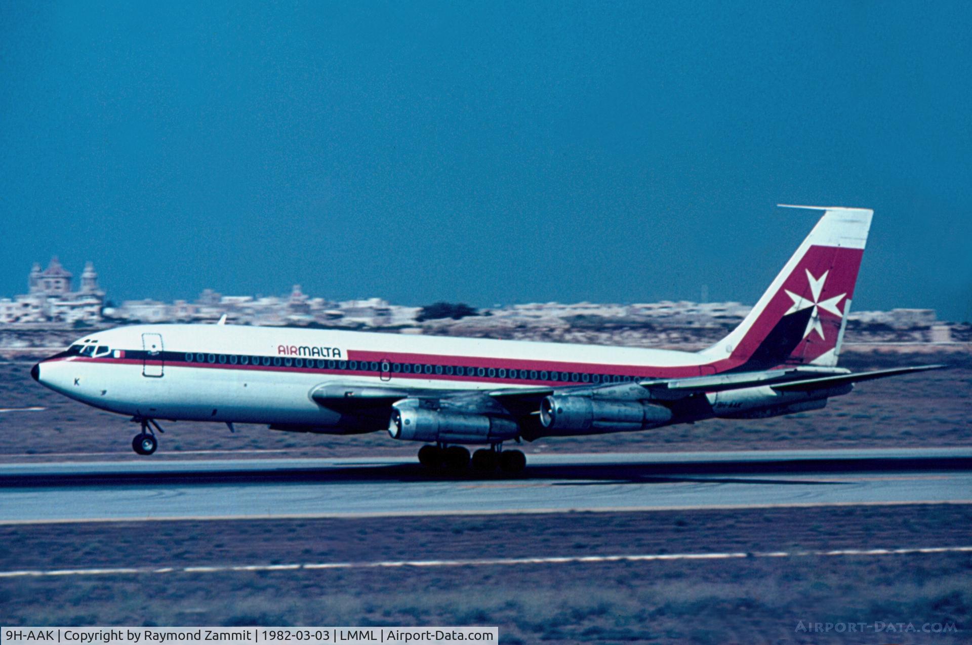 9H-AAK, 1961 Boeing 720-047B C/N 18063, B720B 9H-AAK Air Malta