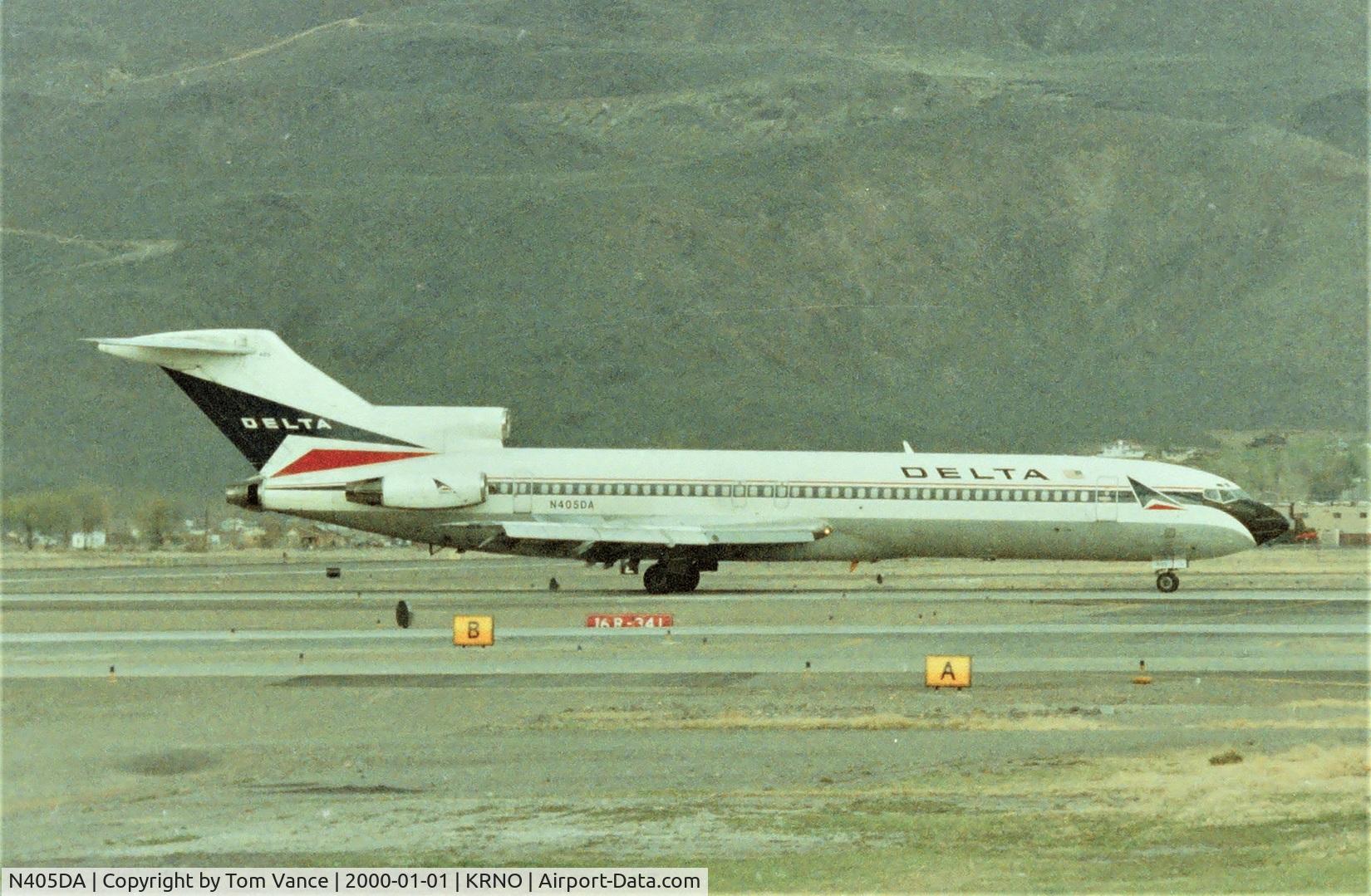 N405DA, 1975 Boeing 727-232 C/N 21149, KRNO - Delta 727 landing runway 16R at Reno Tahoe Inlt Airport - date apprx Jan 1990.