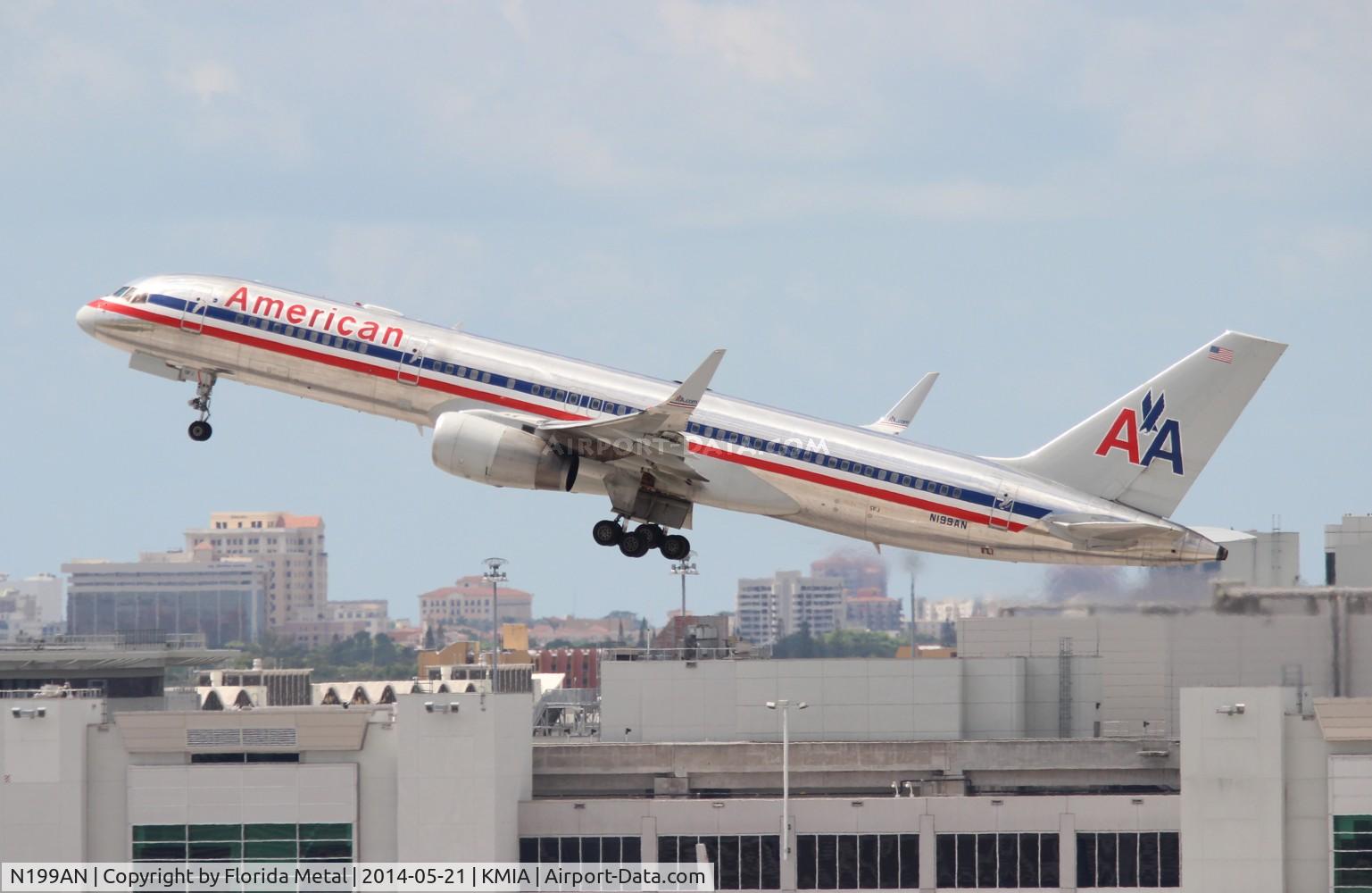 N199AN, 2001 Boeing 757-223 C/N 32393, MIA 2014