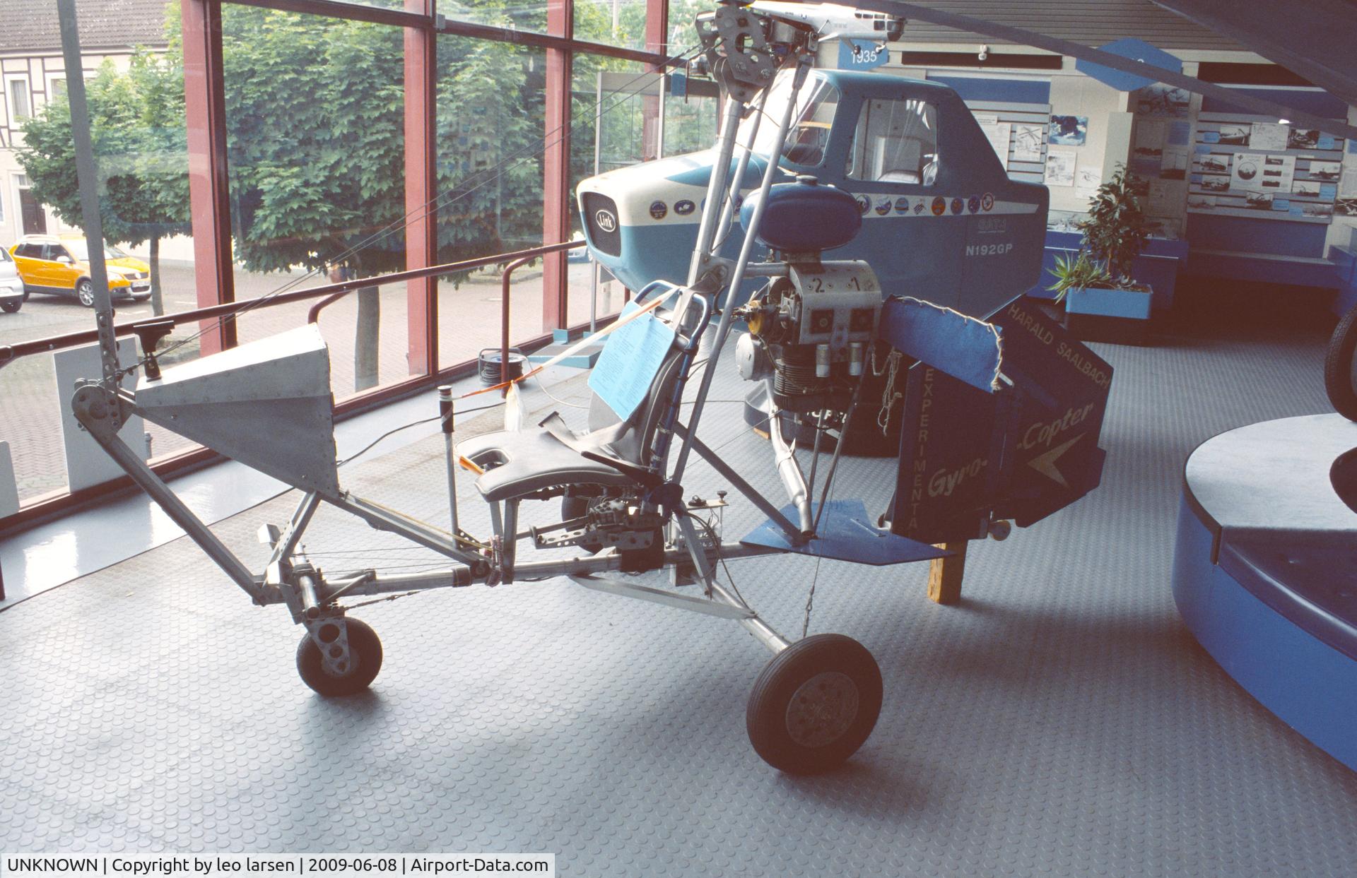 UNKNOWN, Unknown Unknown C/N Unknown, Bückeburg Helikopter Museum 8.6.2009