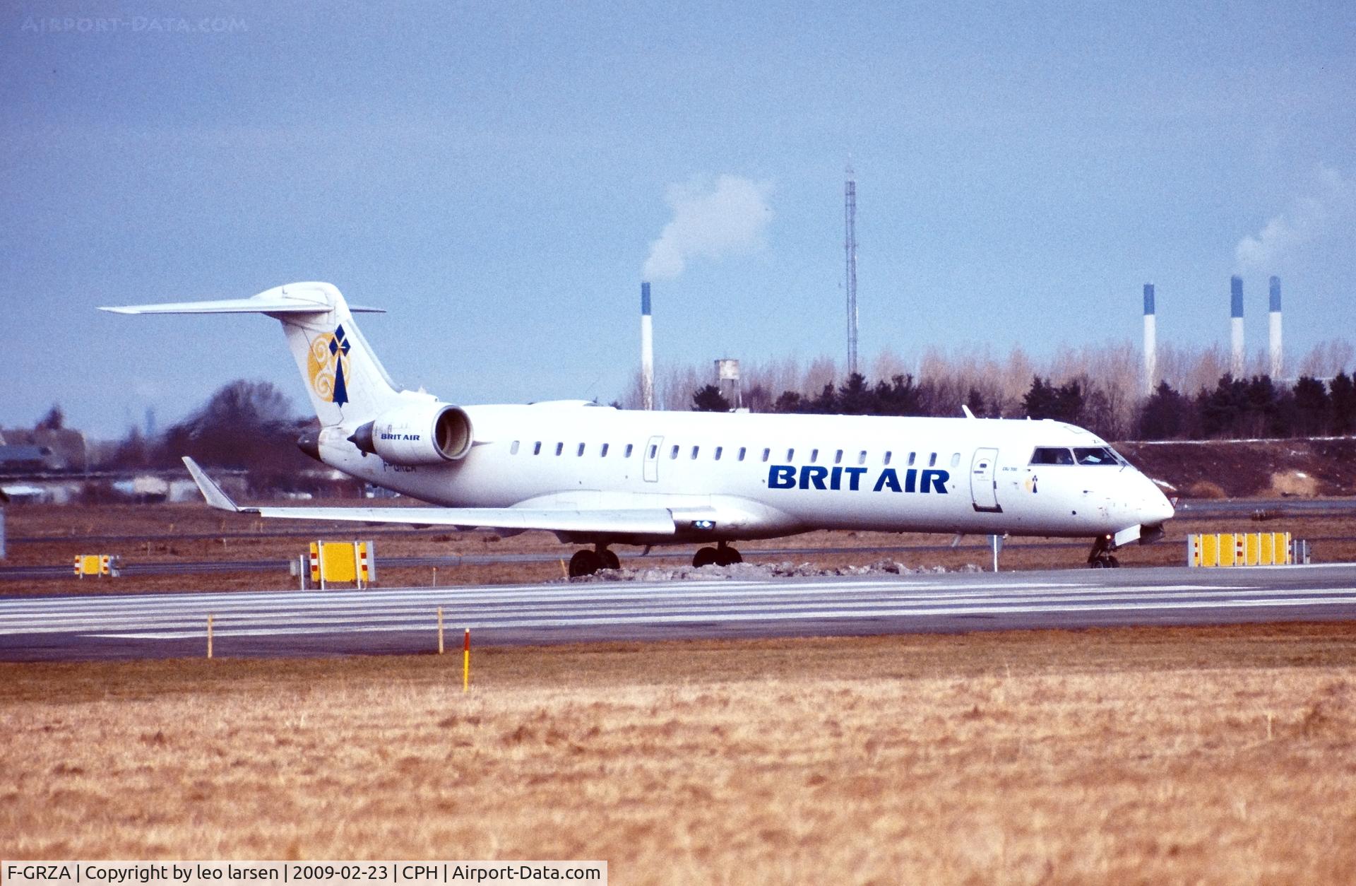 F-GRZA, 2000 Canadair CRJ-702 (CL-600-2C10) Regional Jet C/N 10006, Copenhagen 25.2.2009