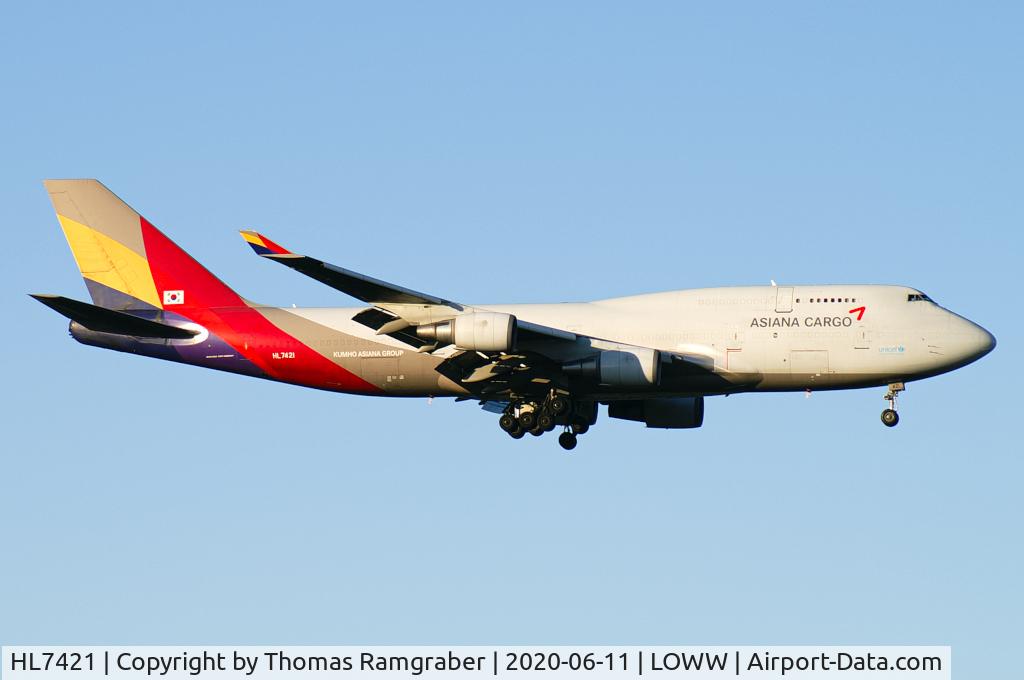 HL7421, 1996 Boeing 747-48EM C/N 25784, Asiana Cargo Boeing 747-48E(BDSF)