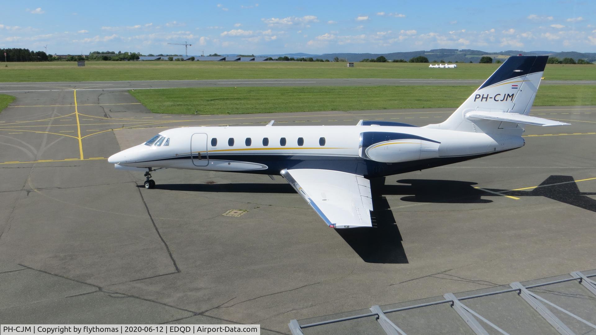 PH-CJM, 2009 Cessna 680 Citation Sovereign C/N 680-0271, PH-CJM Cessna 680 Citation Sovereign , Bindlacher Berg ,  Bayreuth Airport