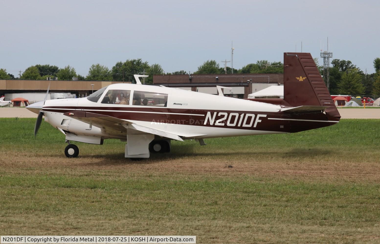 N201DF, 1976 Mooney M20J 201 C/N 24-0061, OSH 2018