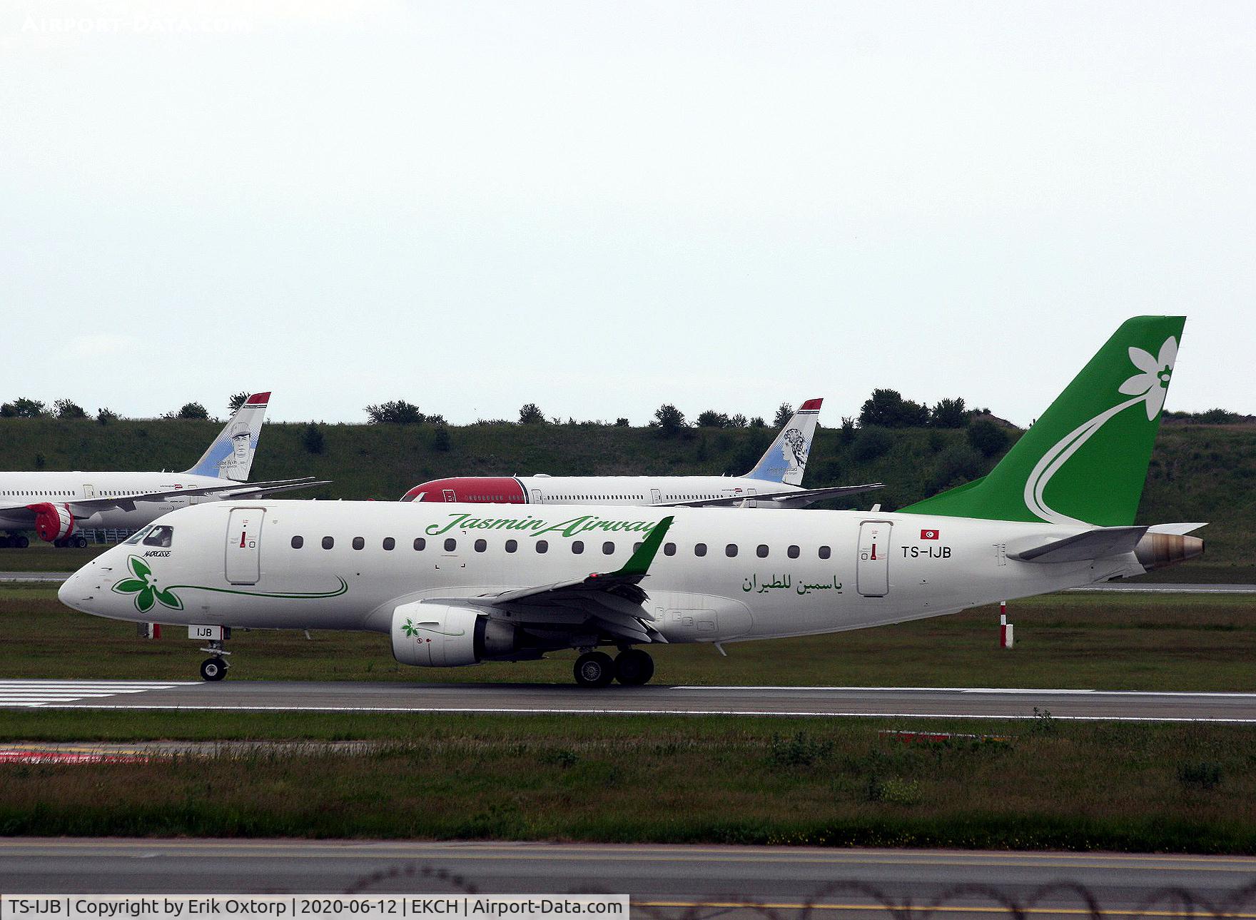 TS-IJB, 2007 Embraer 170LR (ERJ-170-100LR) C/N 17000175, TS-IJB landed rw 04L