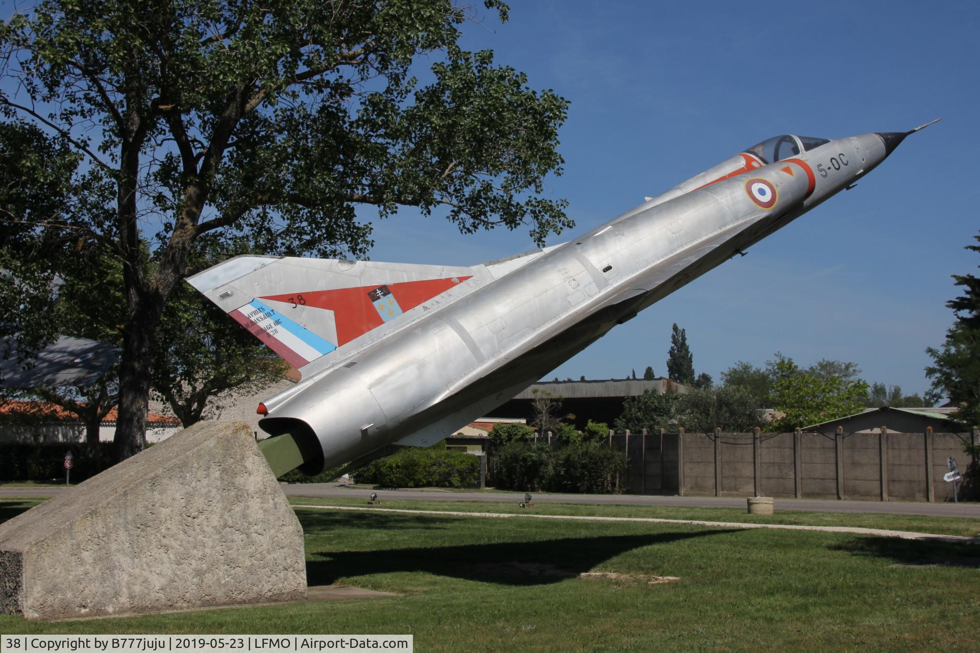 38, Dassault Mirage IIIC C/N 38, at Orange AB