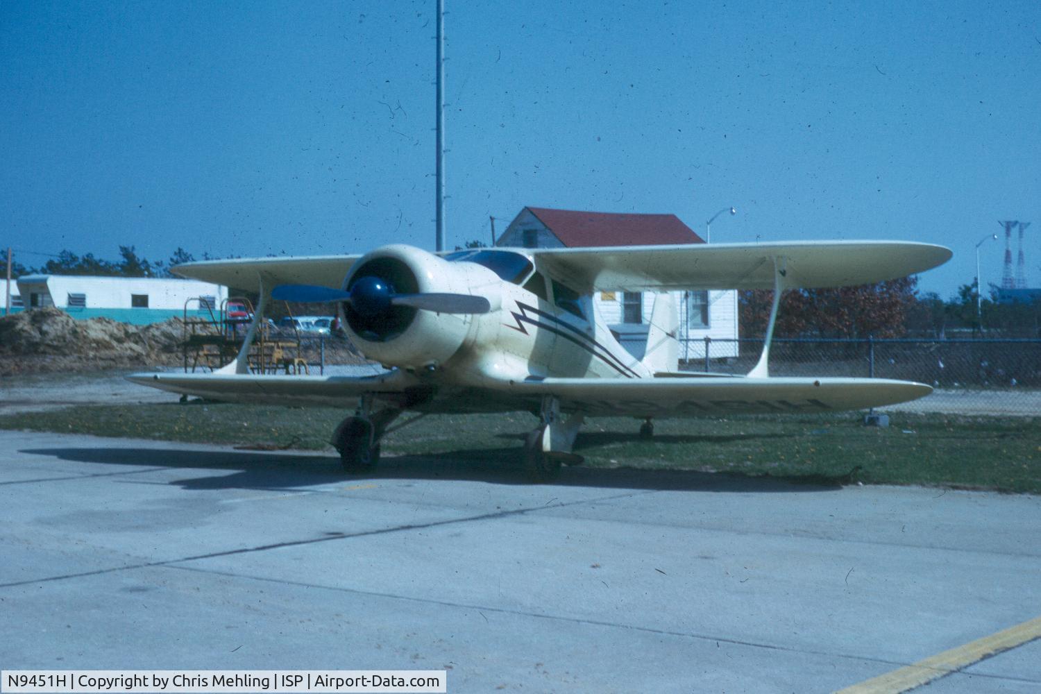 N9451H, 1944 Beech D17S Staggerwing C/N 6669, 1944 D17S Model owned by Cyril Mehling from Kings Park, NY from 1965 to 1967.  This site won't allow the other few pictures that I have.
-Chris Mehling
