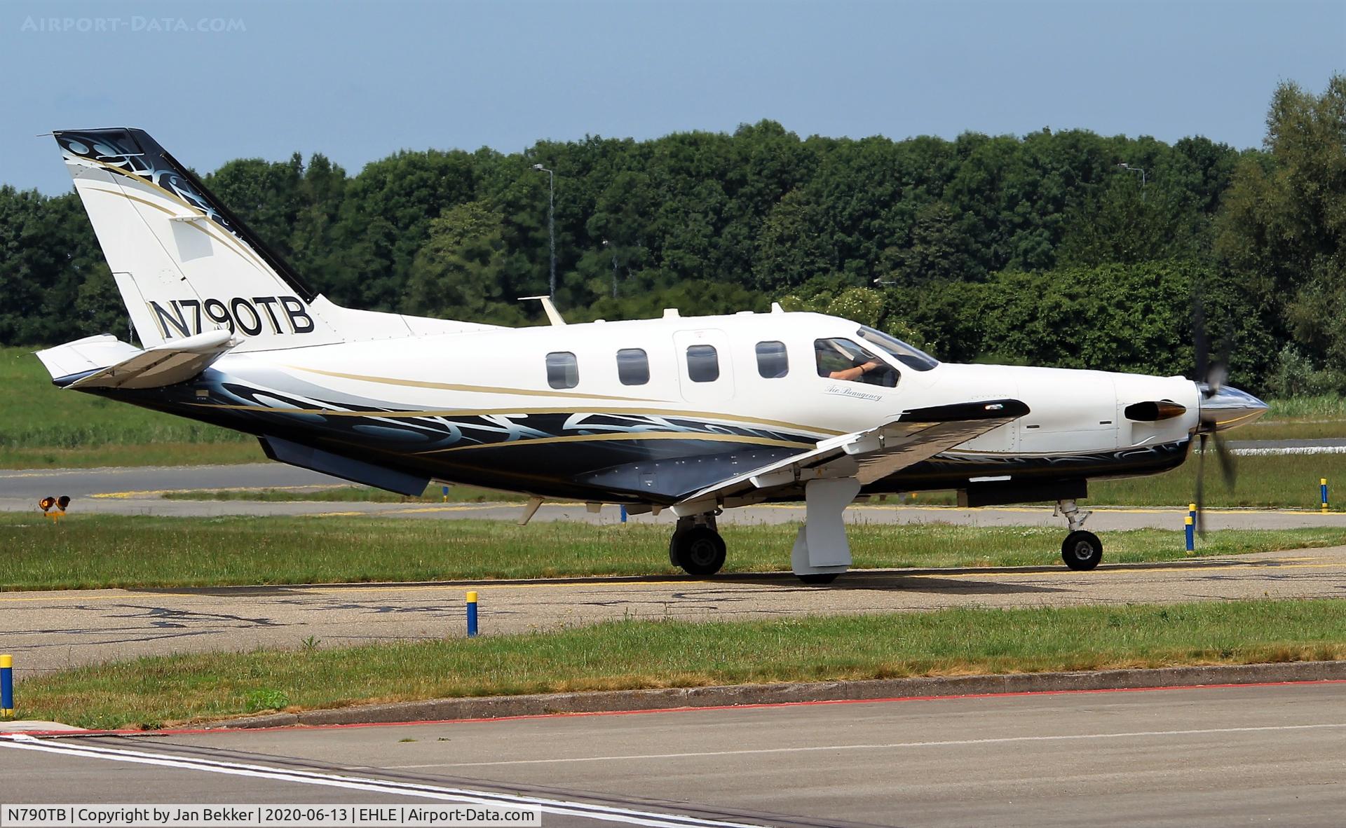 N790TB, 1999 Socata TBM-700 C/N 148, Lelystad Airport