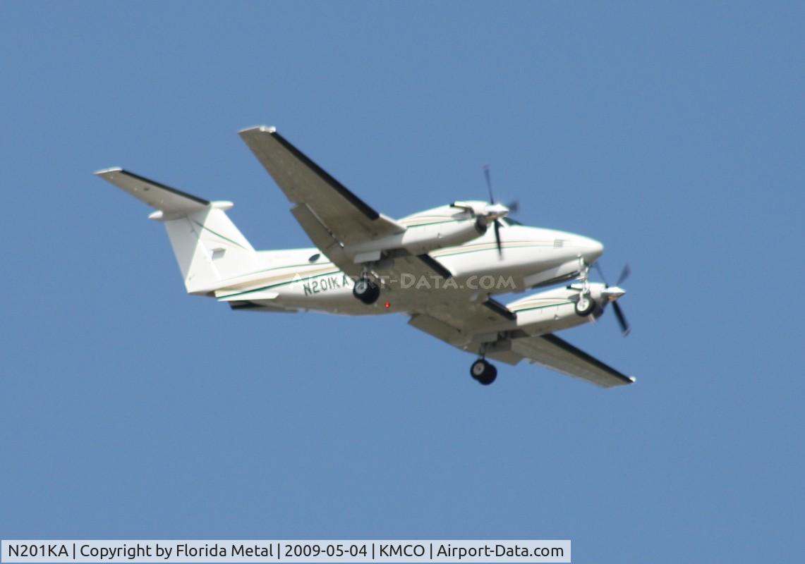 N201KA, 1978 Beech 200 Super King Air C/N BB-417, MCO 2009