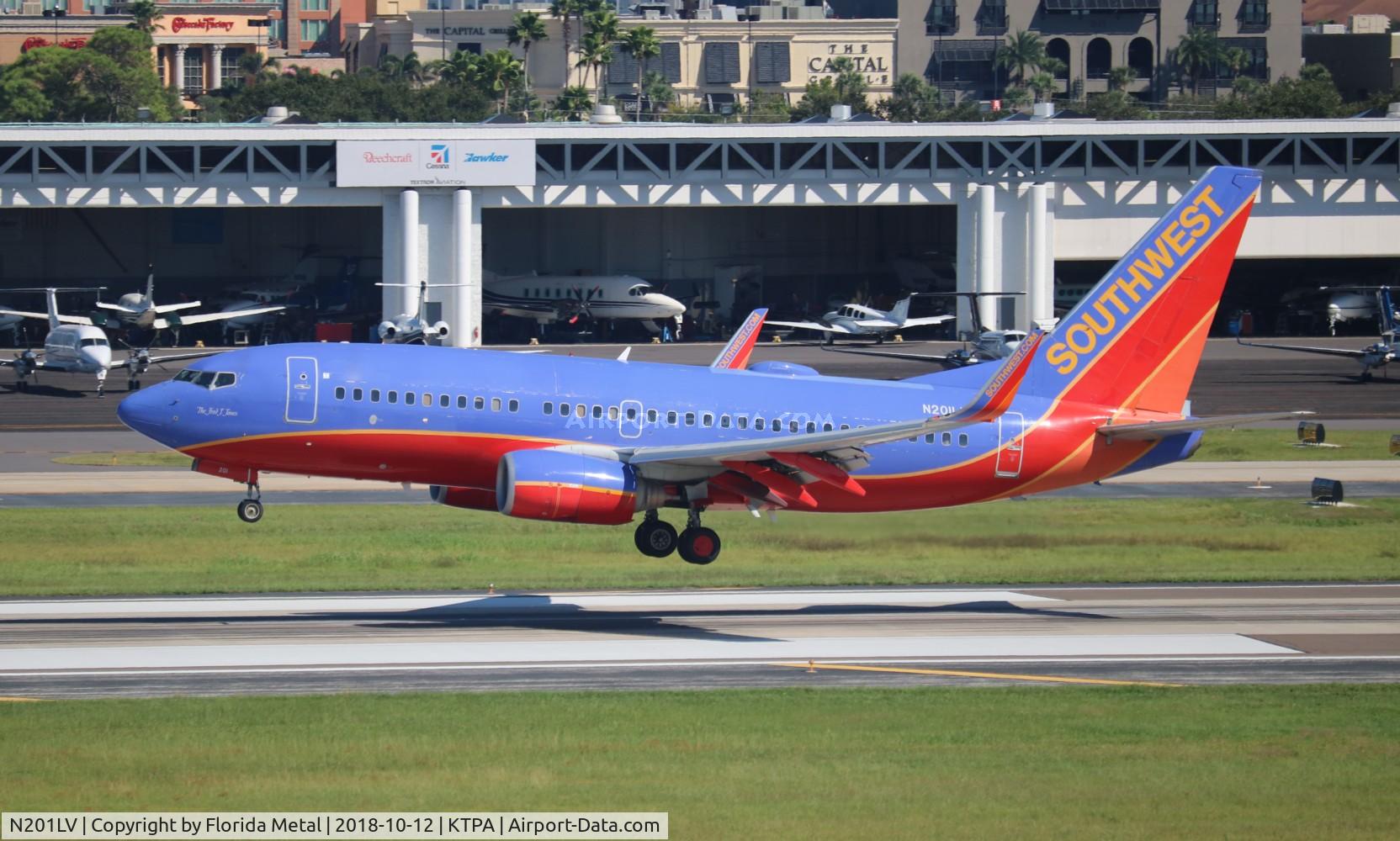 N201LV, 2005 Boeing 737-7H4 C/N 29854, TPA 2018