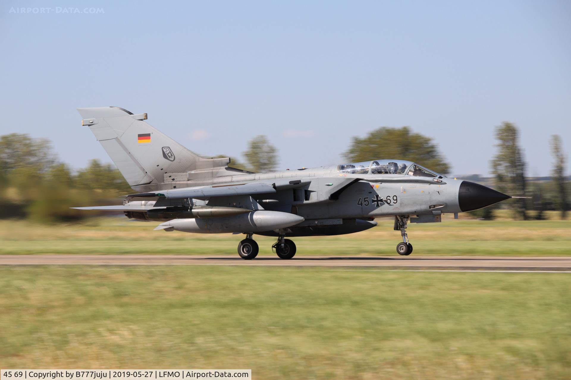45 69, Panavia Tornado IDS C/N 672/GS213/4269, at Orange