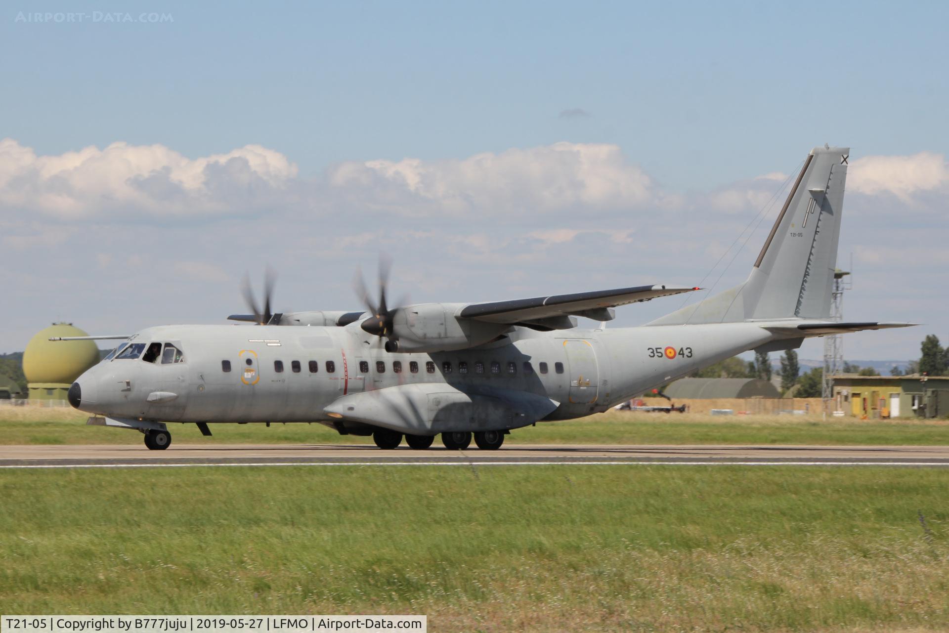 T21-05, 2003 CASA C-295M C/N EA03-05-006, at Orange
