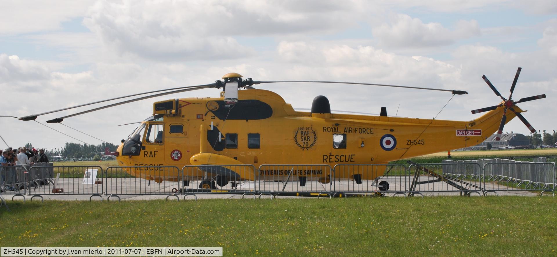 ZH545, 1997 Westland Sea King HAR.3A C/N WA1011, 65 YEARS baf event Koksijde july'11