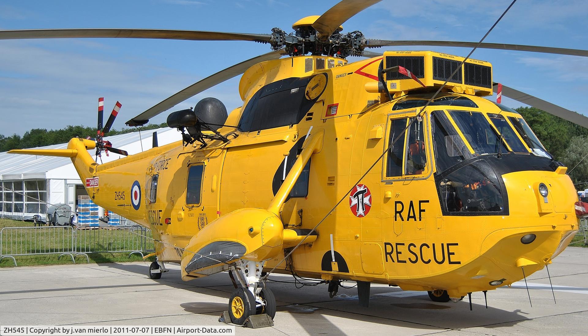 ZH545, 1997 Westland Sea King HAR.3A C/N WA1011, 65 YERAS BAF event Koksijde 2011