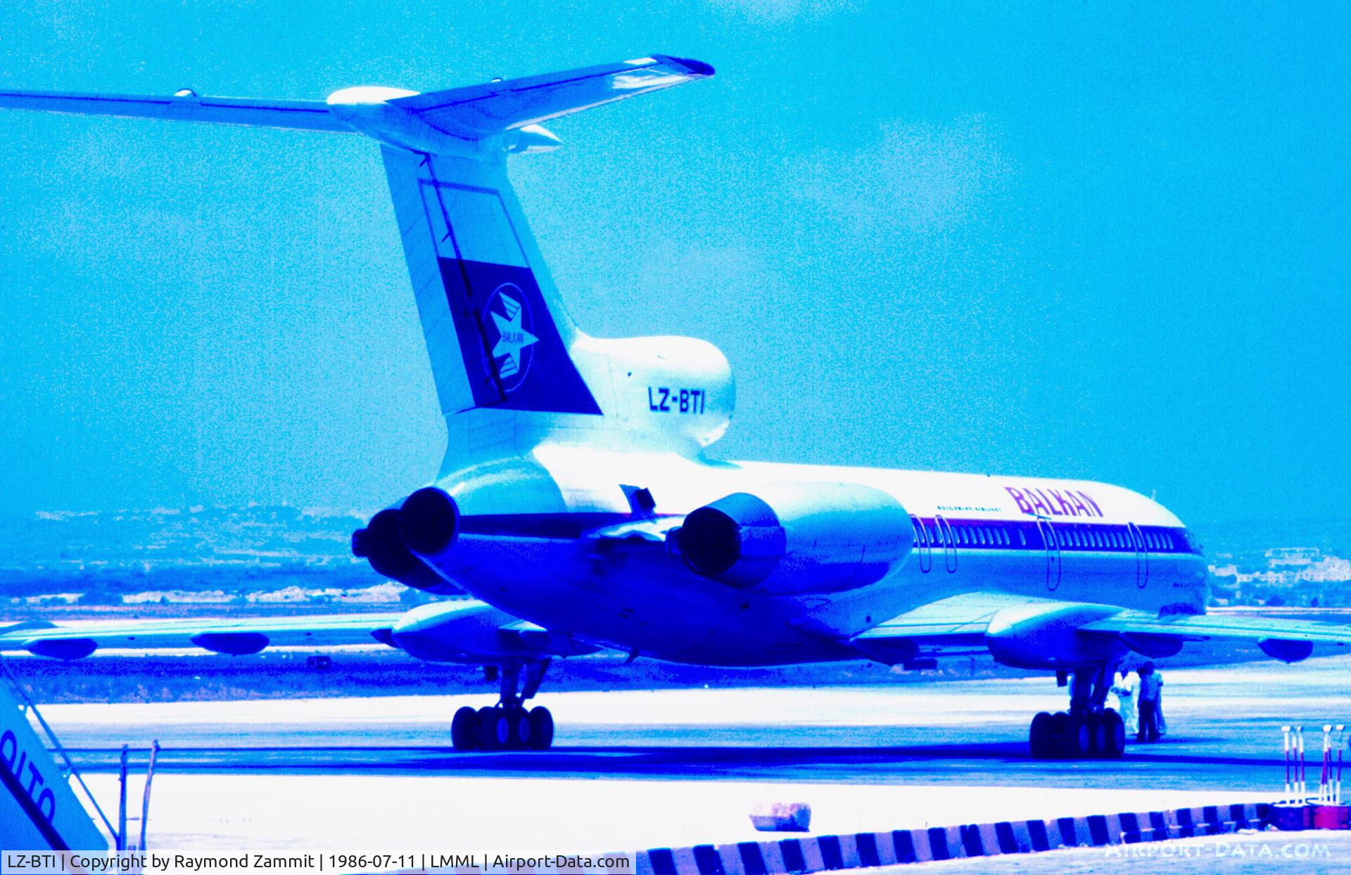 LZ-BTI, 1985 Tupolev Tu-154M C/N 85A706, Tupolev 154M LZ-BTI Balkan