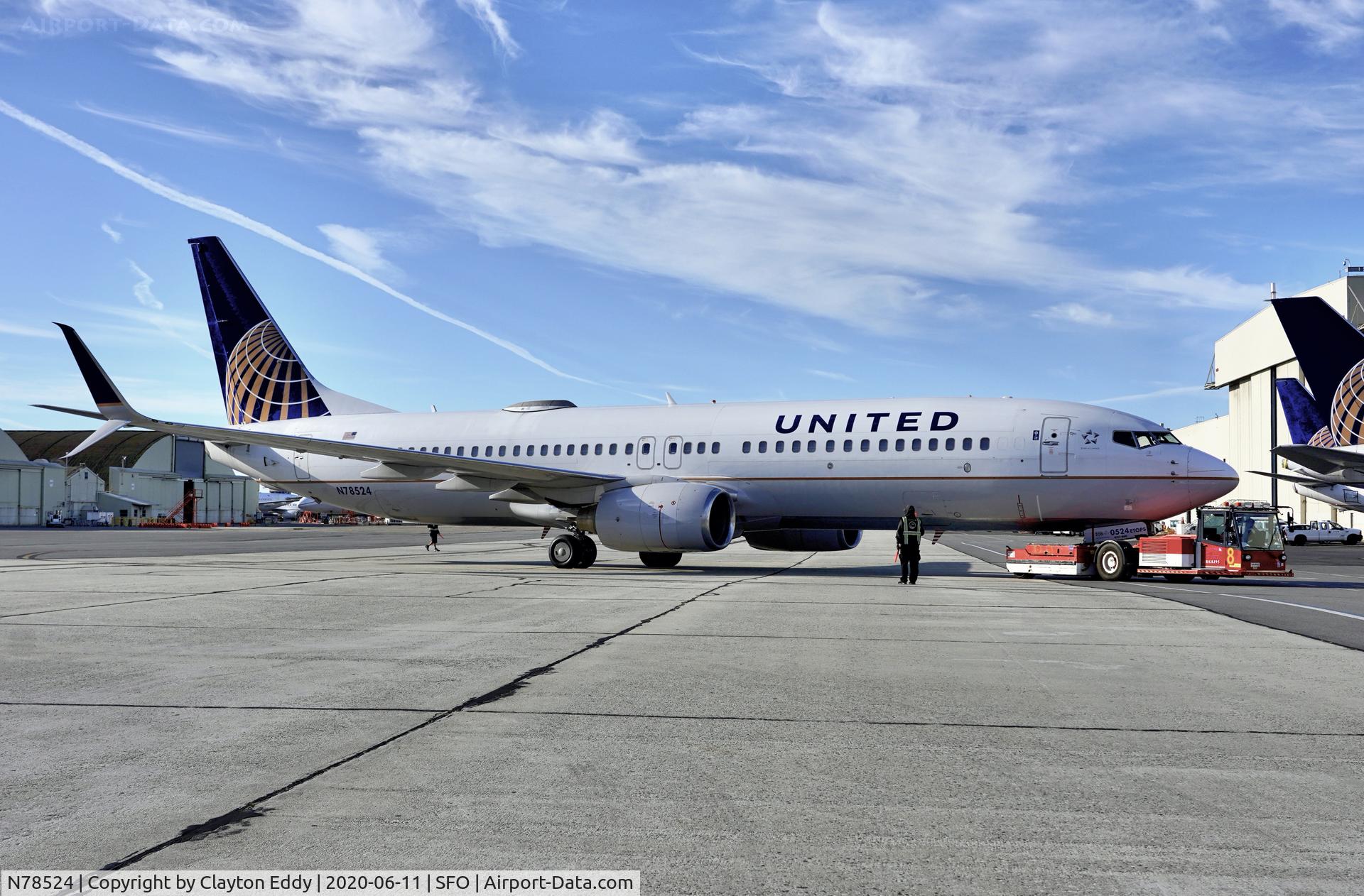 N78524, 2010 Boeing 737-824 C/N 31642, SFO 2020.