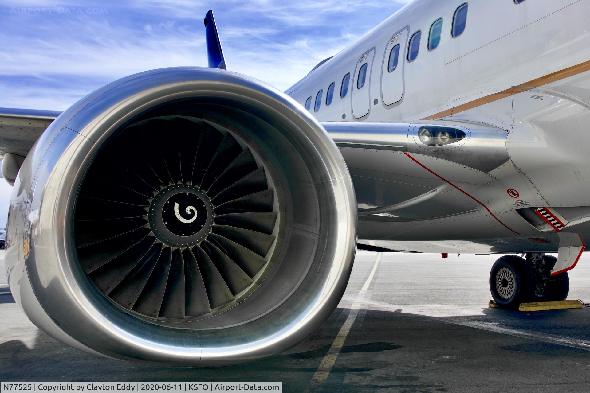 N77525, 2010 Boeing 737-824 C/N 31659, CFM56 SFO 2020.