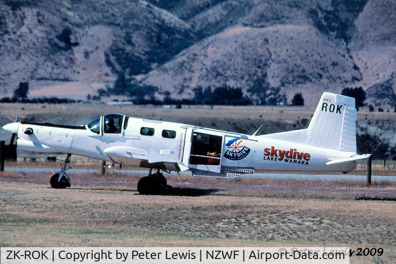 ZK-ROK, Pacific Aerospace Cresco 08-600 C/N 033, Tandem Skydive Wanaka Ltd., Wanaka - 2009