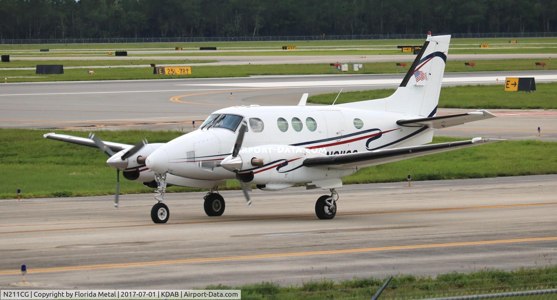 N211CG, 1974 Beech E90 King Air C/N LW-101, DAB 2017
