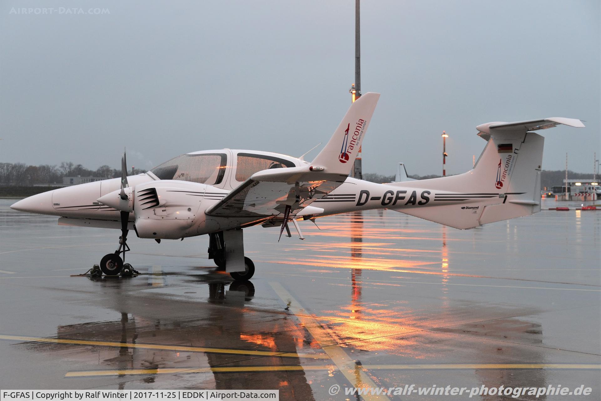 F-GFAS, Diamond DA-42 Twin Star Twin Star C/N 42.294, Diamond Aircraft DA-42 Twin Star - Franconia Air Service - 42.294 - F-GFAS - 25.11.2017 - CGN