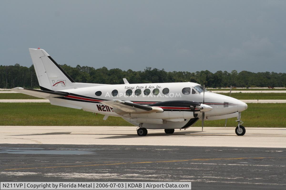 N211VP, 1969 Beech 100 King Air C/N B-2, DAB 2006