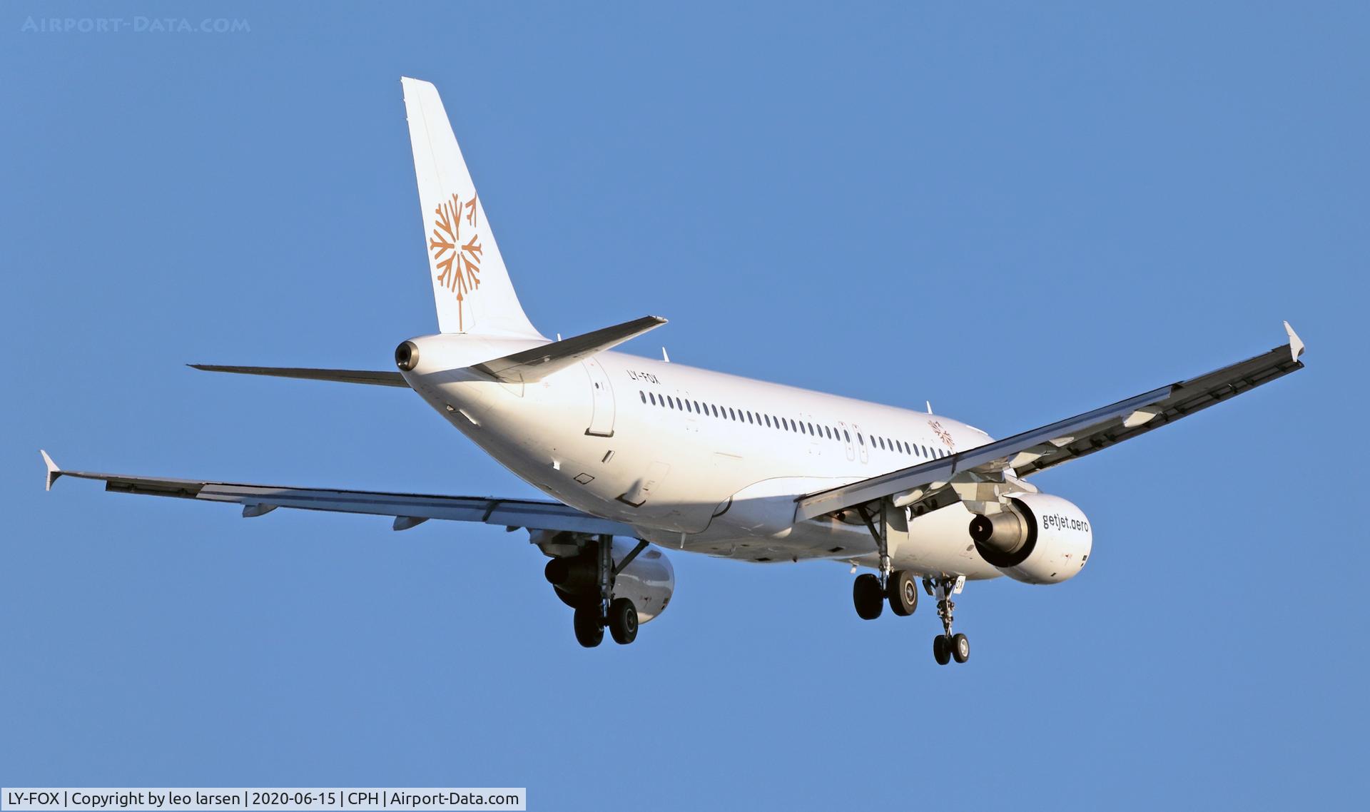 LY-FOX, 1999 Airbus A320-214 C/N 1087, Copenhagen 15.6.2020 L/D R-22R