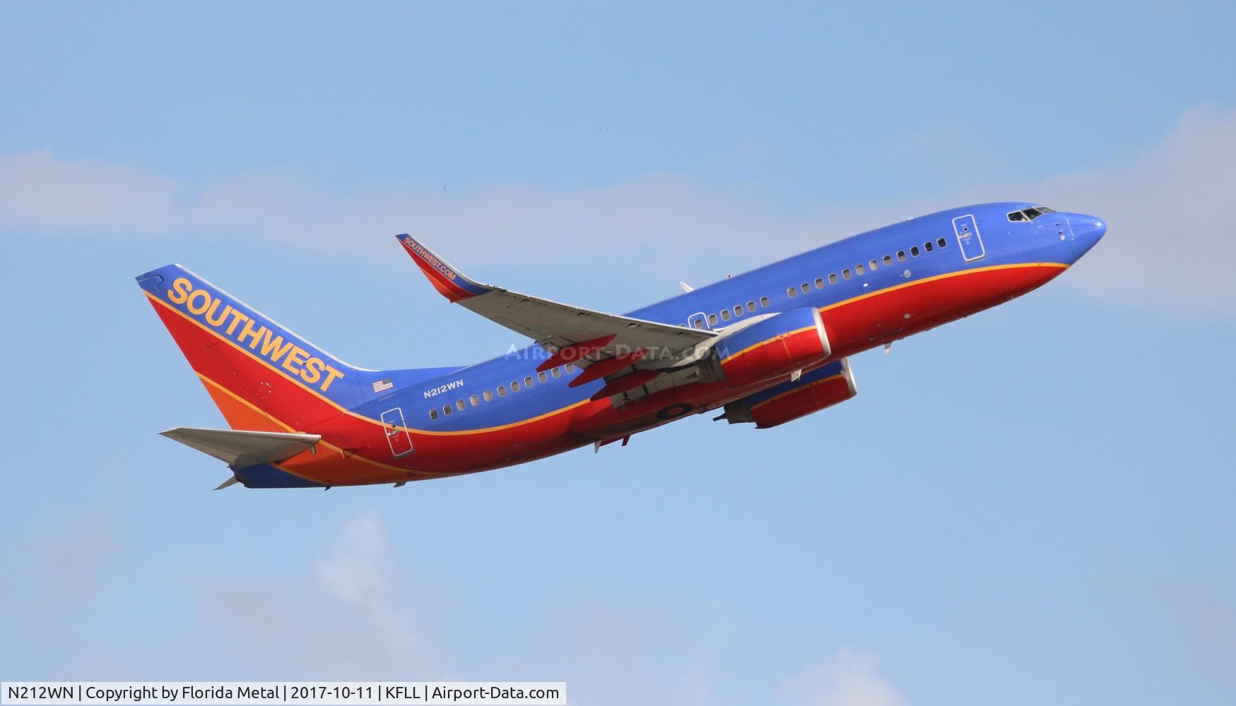 N212WN, 2005 Boeing 737-7H4 C/N 32485, FLL 2017