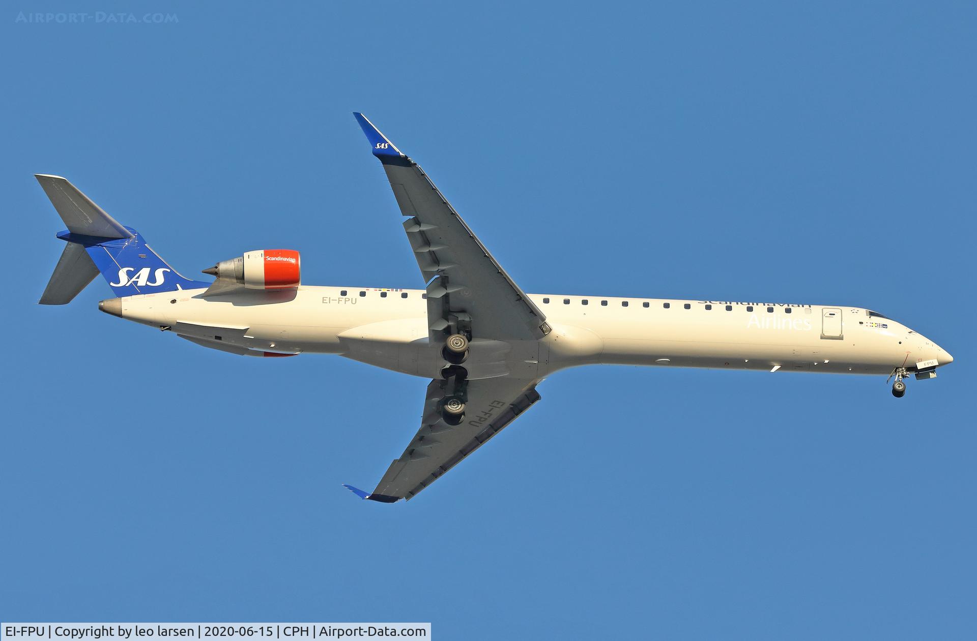 EI-FPU, 2017 Bombardier CRJ-900LR (CL-600-2D24) C/N 15439, Copenhagen 15.6.2020 L/D R-22R