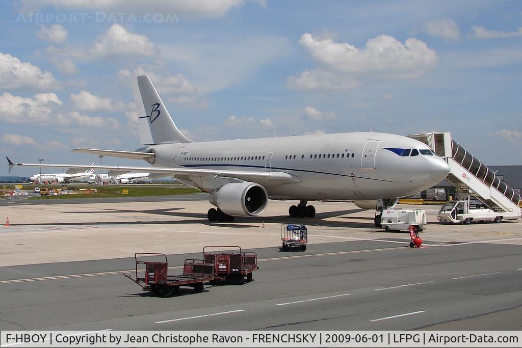 F-HBOY, 1992 Airbus A310-325/ET C/N 650, Blue Line