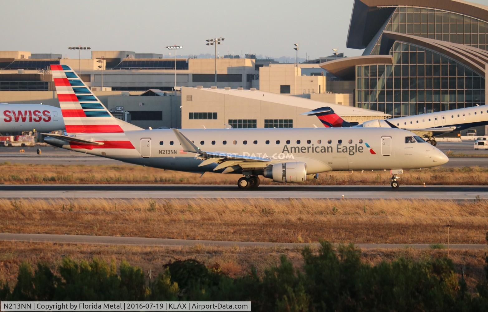 N213NN, 2015 Embraer 175LR (ERJ-170-200LR) C/N 17000505, LAX 2016