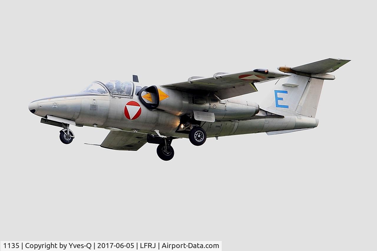 1135, Saab 105OE C/N 105435, Saab 105OE, On final rwy 26, Landivisiau Naval Air Base (LFRJ) Tiger Meet 2017