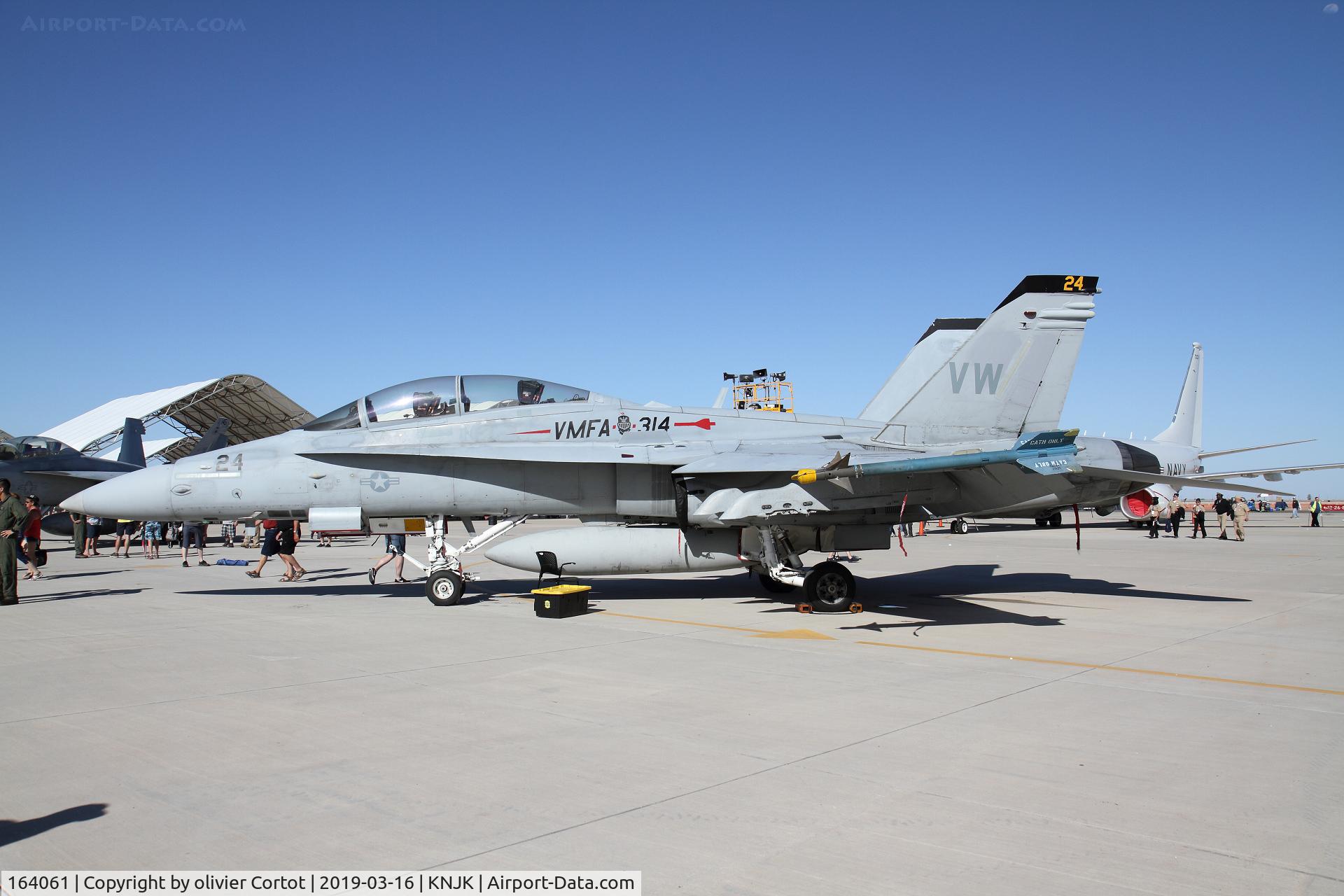 164061, 1990 McDonnell Douglas F/A-18D Hornet C/N 951/D059, 2019 airshow
