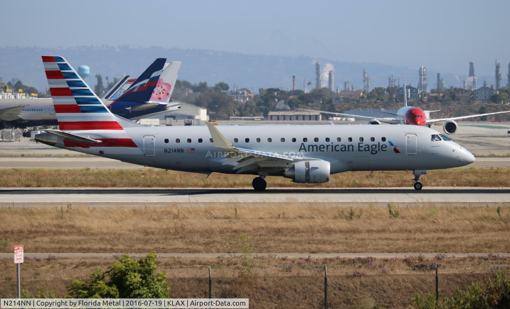 N214NN, 2015 Embraer 175LR (ERJ-170-200LR) C/N 17000508, LAX 2016