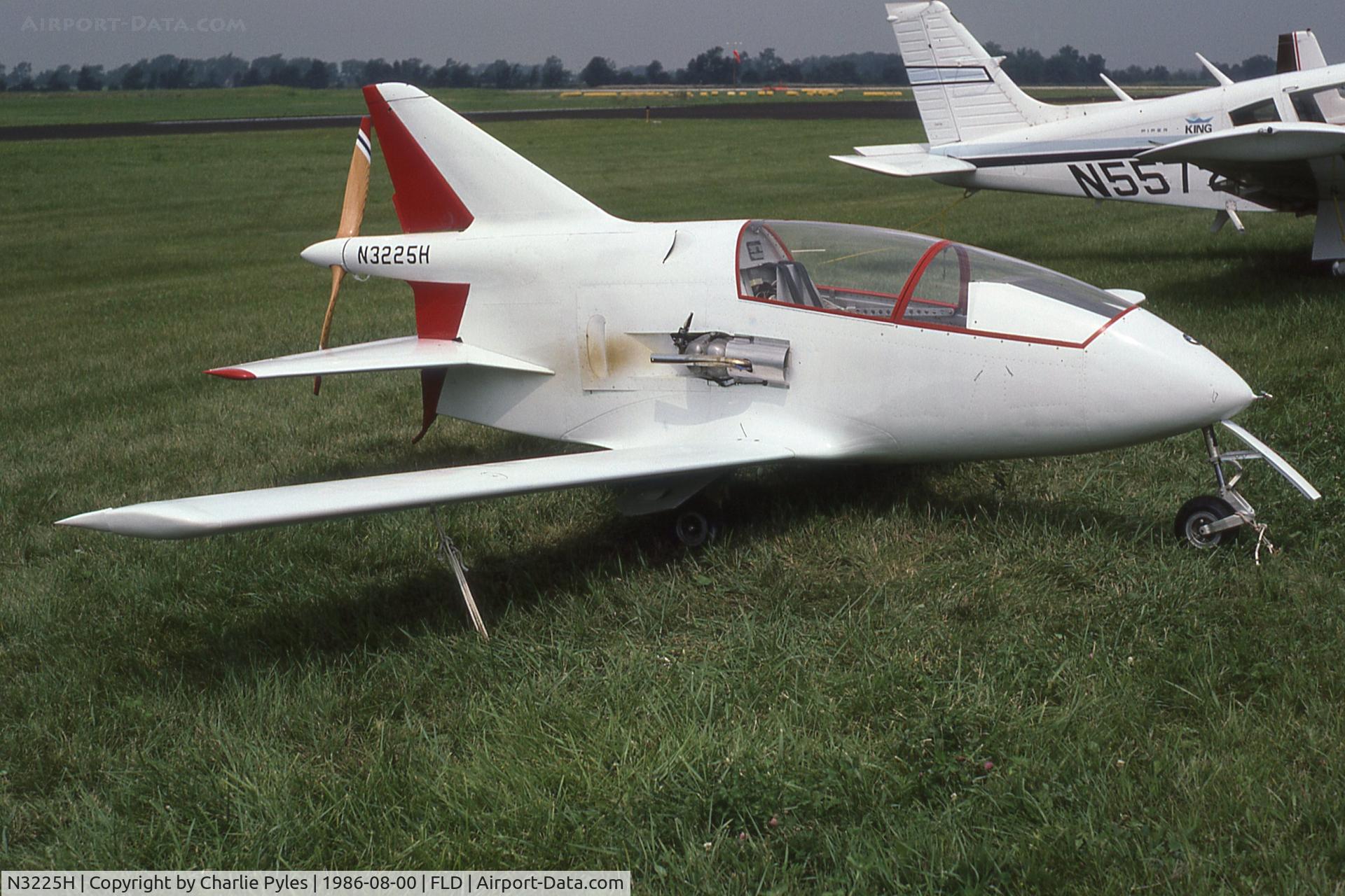 N3225H, 1984 Bede BD-5B C/N 3033, Air Pix at Fon Du Lac