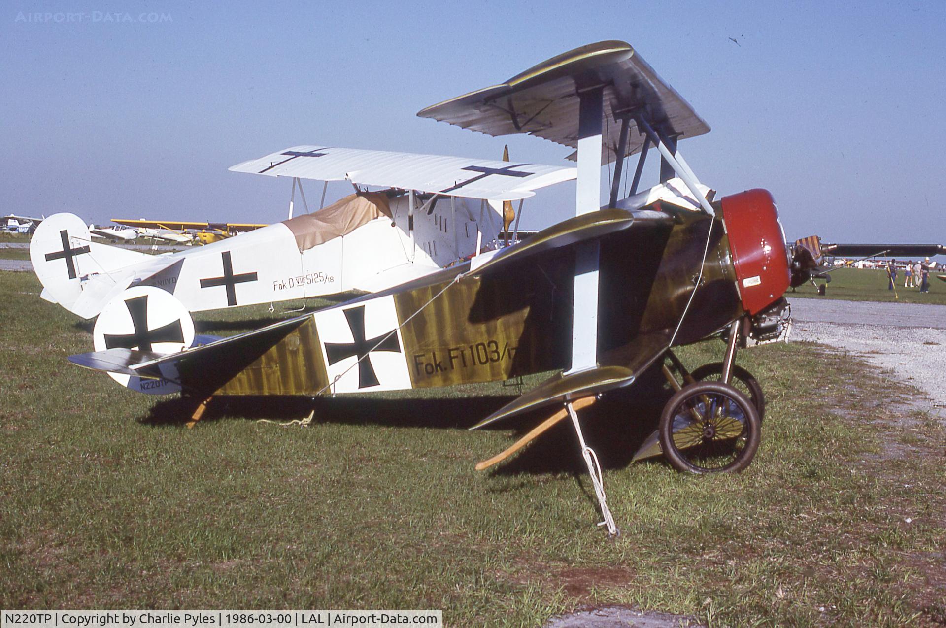 N220TP, Fokker Dr.1 Triplane Replica C/N F1-103, Air Pix