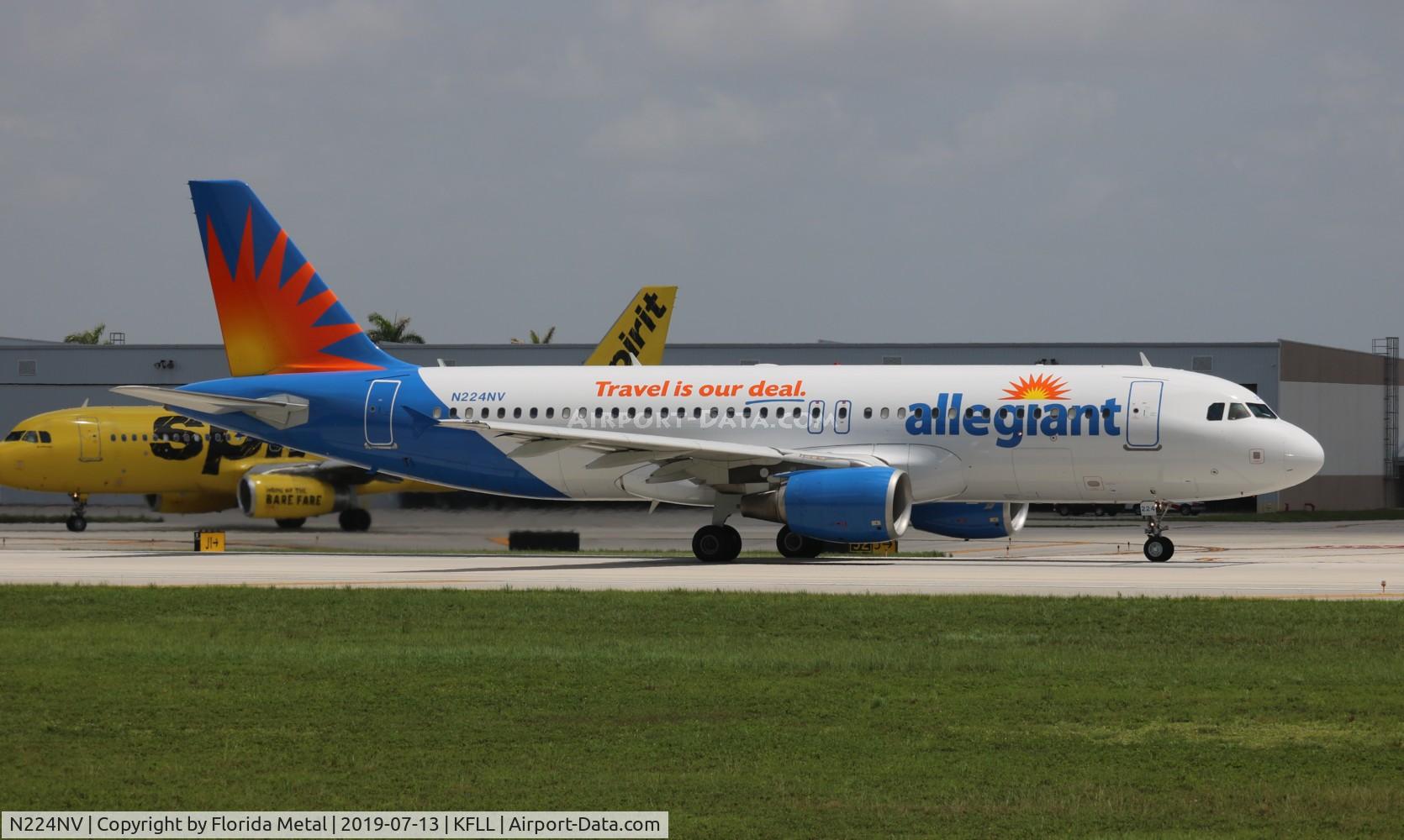 N224NV, Airbus A320-214 C/N 1694, FLL 2019