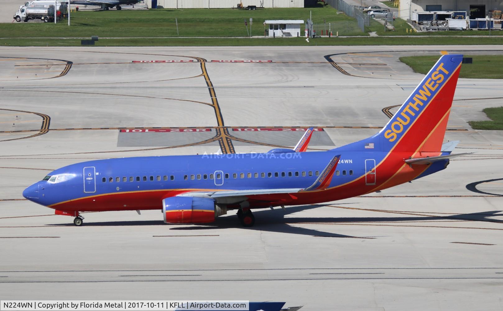 N224WN, 2005 Boeing 737-7H4 C/N 32493, FLL 2017