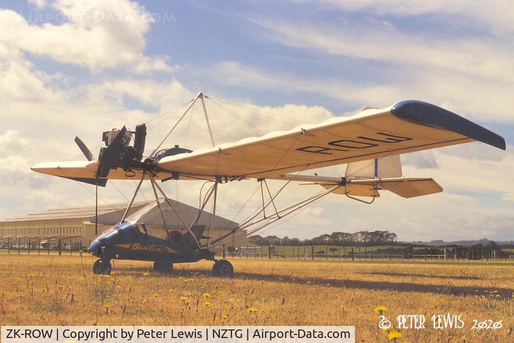 ZK-ROW, Micro Aviation B10 Bantam C/N MAANZ/294, R R Hughes, Te Puke - 1994