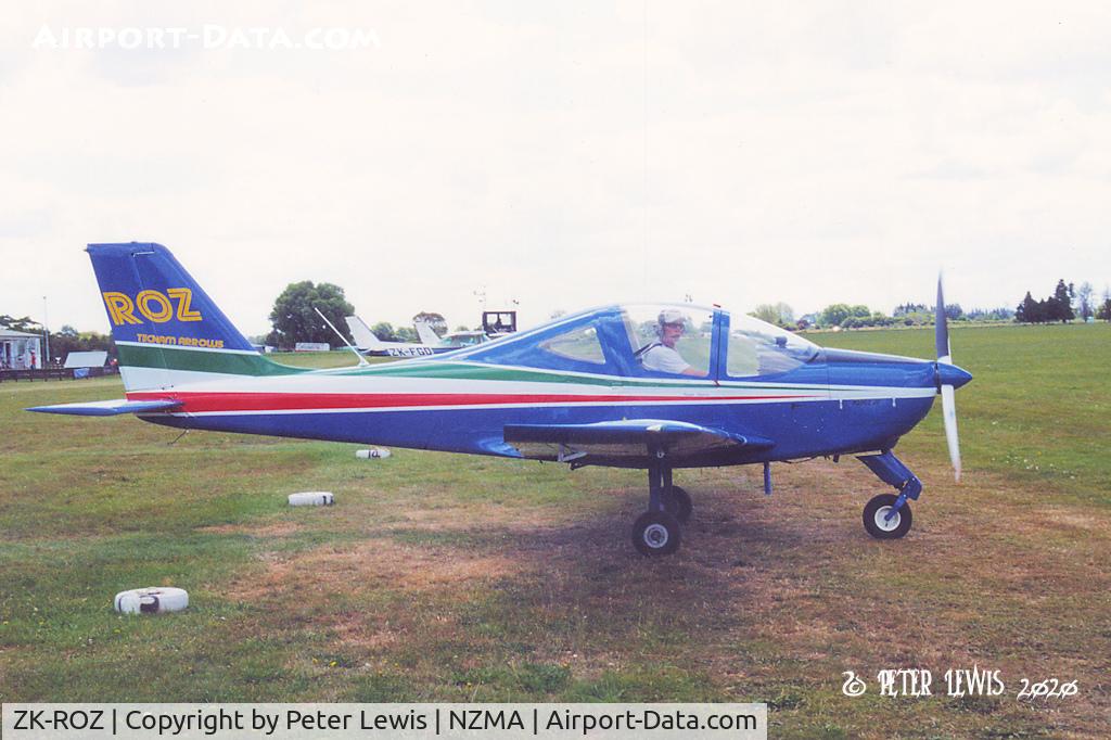 ZK-ROZ, Tecnam P-2002JF Sierra C/N 007, Skylease Ltd., Auckland - 2005