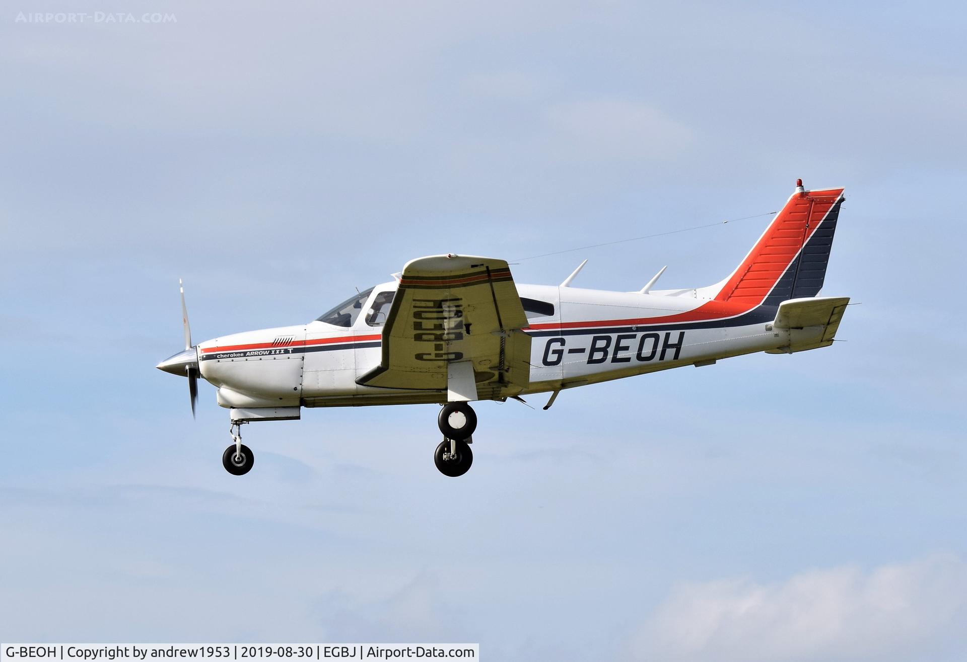 G-BEOH, 1977 Piper PA-28R-201T Cherokee Arrow III C/N 28R-7703038, G-BEOH landing at Gloucestershire Airport.
