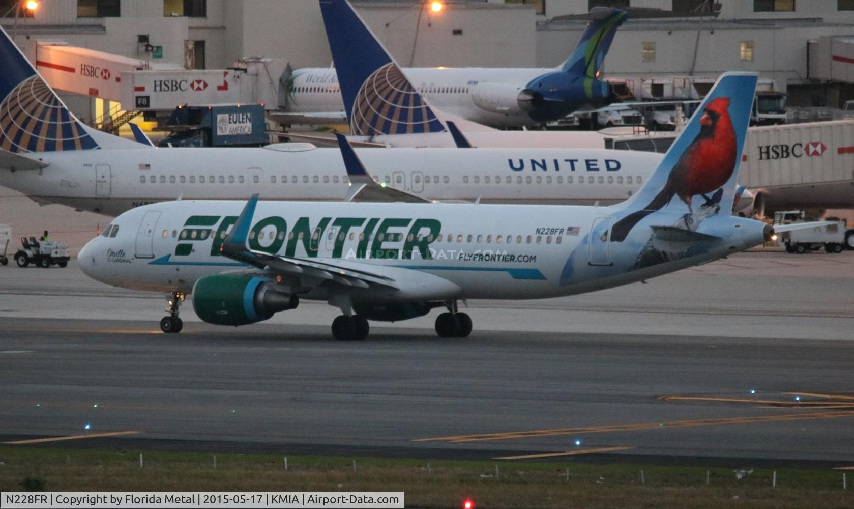 N228FR, 2013 Airbus A320-214 C/N 5526, MIA 2015