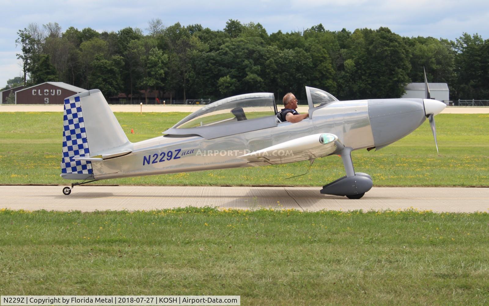 N229Z, 2014 Vans RV-8 C/N 82898, OSH 2018