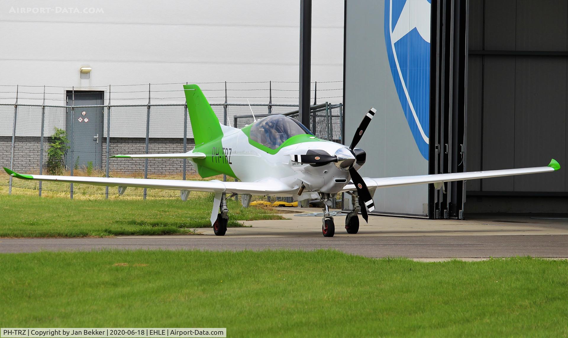 PH-TRZ, , Lelystad Airport