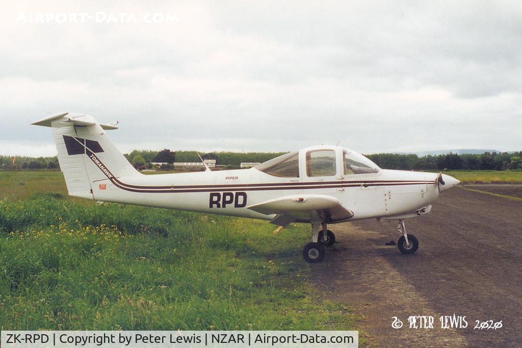 ZK-RPD, Piper PA-38-112 Tomahawk C/N 38-78A0075, Ardmore Flying School Ltd., Papakura - 1995