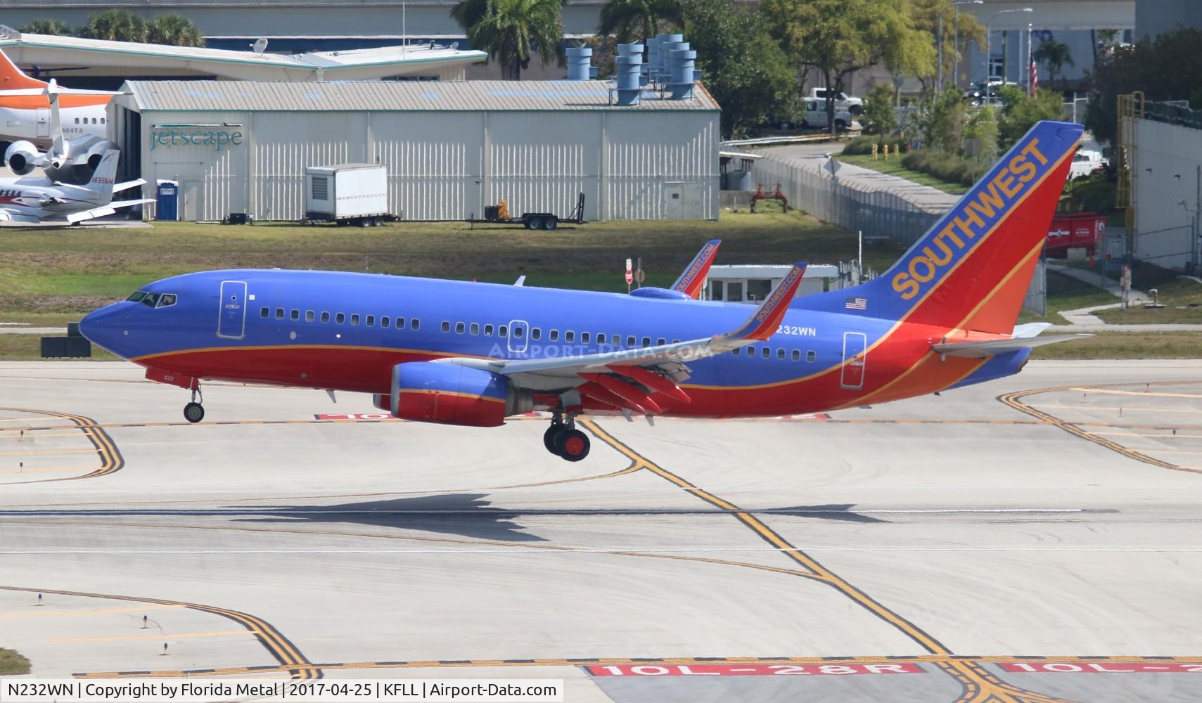 N232WN, 2006 Boeing 737-7H4 C/N 32500, FLL 2017