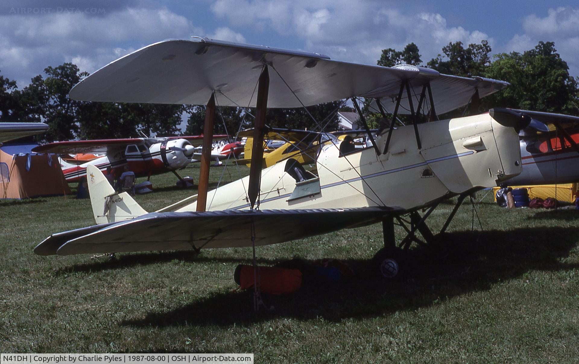 N41DH, 1972 De Havilland DH-82A Tiger Moth II C/N 84734, Air Pix