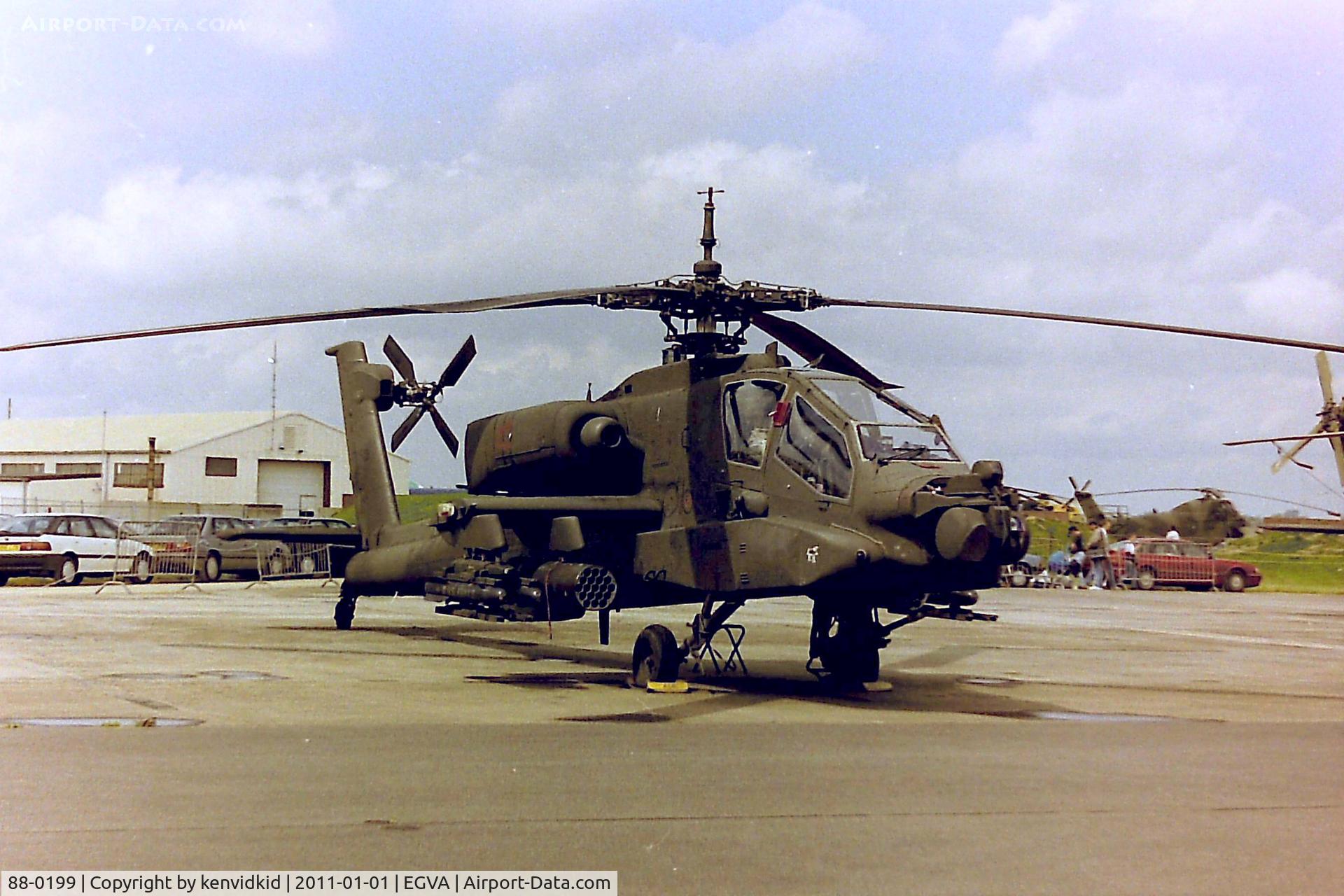 88-0199, 1988 McDonnell Douglas AH-64A Apache C/N PV529, At RIAT 1993, scanned from negative.